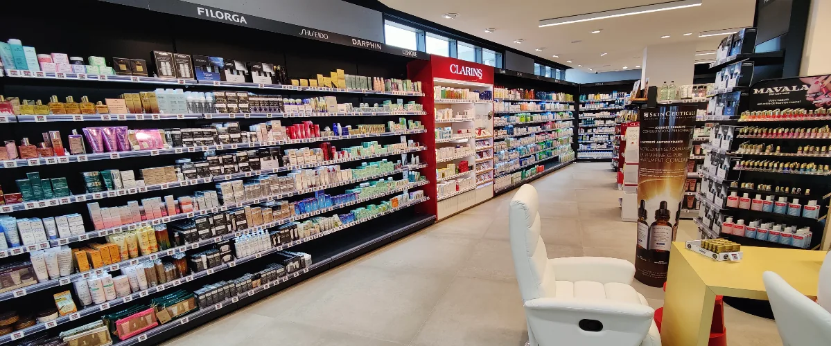 Espace de parapharmacie de la Pharmacie de la Marina à Villeneuve-Loubet